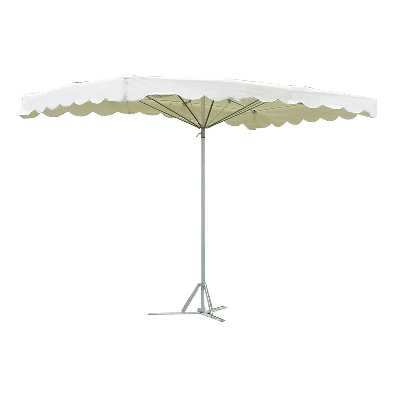 Czarny stół prostokąta i parasol na patio rynku